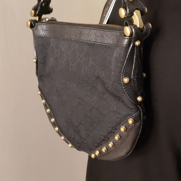 GUCCI Black Small Shoulder Bag - Picture 2 of 14